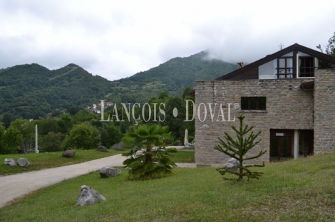 Asturias. Un hotel rural en venta. Parque Natural de Redes, Concejo de Caso.