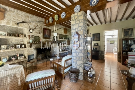 Totana. Magnifica finca con chalet en venta. 