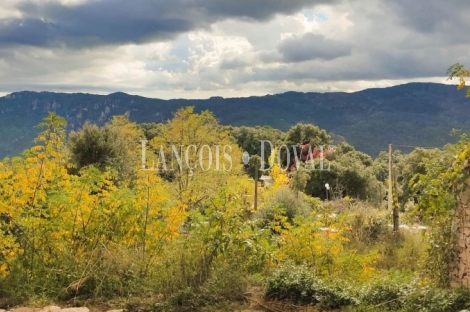 Gerona. Venta masía y finca forestal con aprovechamiento del corcho