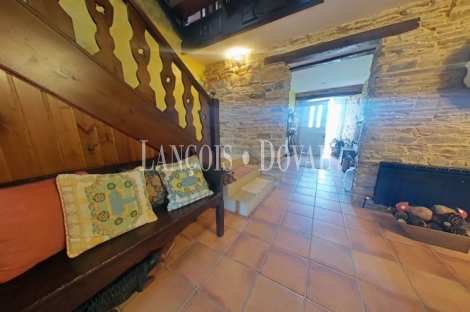 Barreiros. Lugo. Antigua casona en Venta con vistas al mar