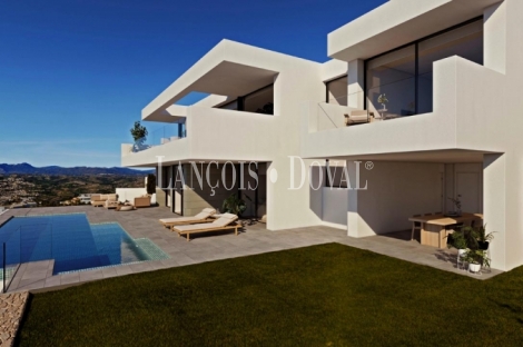 Alicante. Costa Blanca. Villas y casas de lujo en venta con vistas al mar