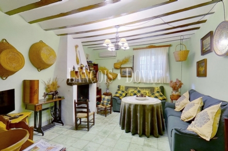 Jaén. Casa rural en venta en el Parque Natural de Segura y Las Villas
