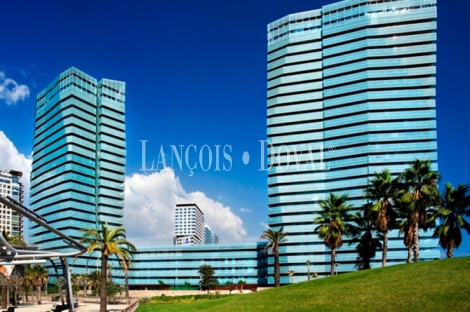 Barcelona. Diagonal mar. Exclusivo piso en venta o alquiler. Frente Platja de Llevant 