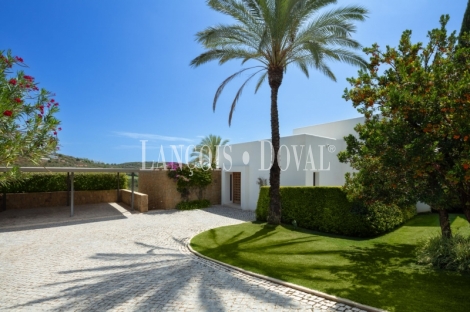 Exclusiva villa en venta a pie de Golf. Resort Finca Cortesín. Costa Del Sol.