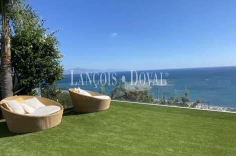 Manilva. La Paloma. Exclusiva villa de lujo en venta con vistas al mar.