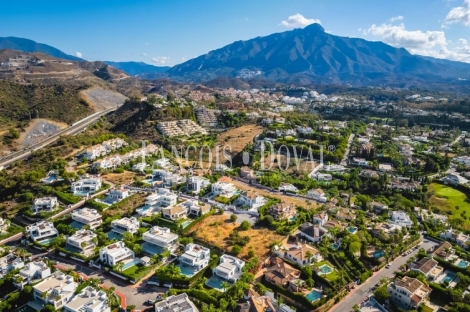 Marbella Nueva Andalucía. Parcelas con proyecto en venta.