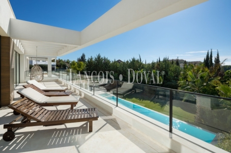 Villas exclusivas en venta en Nueva Andalucía. Marbella. Costa del Sol.