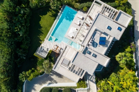 Villas exclusivas en venta en Nueva Andalucía. Marbella. Costa del Sol.