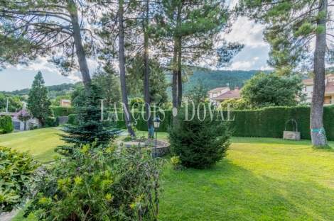 Ávila. Casa  señorial en  venta.  Piedralaves. Comarca del Valle del Tiétar.