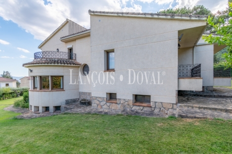 Ávila. Casa  señorial en  venta.  Piedralaves. Comarca del Valle del Tiétar.