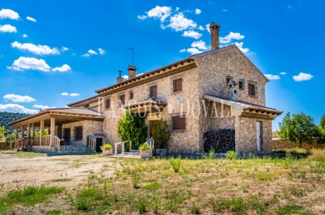 Gran coto de caza en venta. Albacete. Yeste. Finca agrícola y ganadera