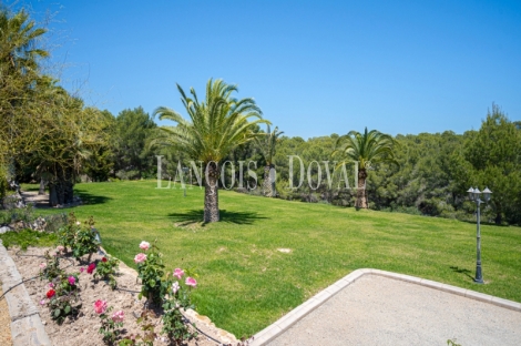 Alicante. Exclusiva finca en venta con vistas al mar. Alfàz Del Pi