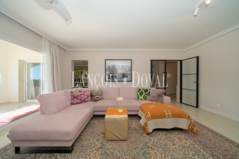 Alicante. Exclusiva finca ecuestre en venta. Polop