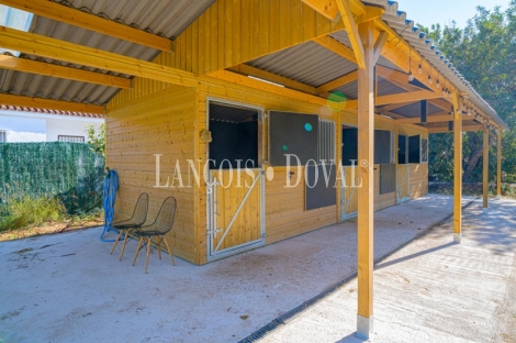 Alicante. Exclusiva finca ecuestre en venta. Polop