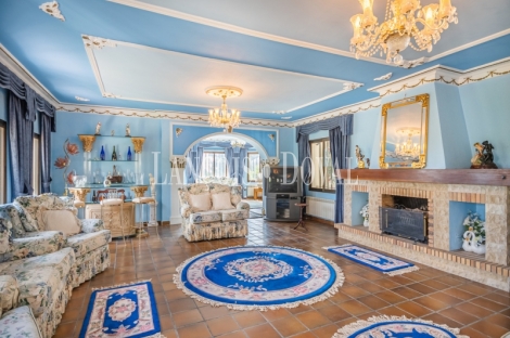 Alicante. La Nucia. Finca única y exclusiva en venta en entorno privilegiado