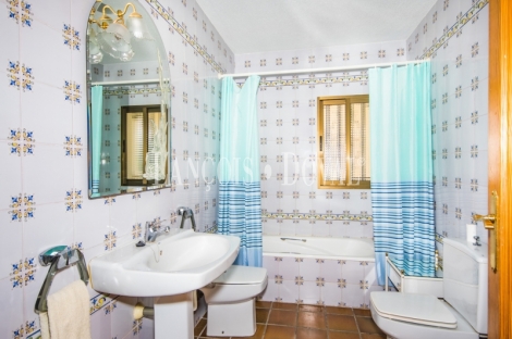 Alicante. La Nucia. Finca única y exclusiva en venta en entorno privilegiado