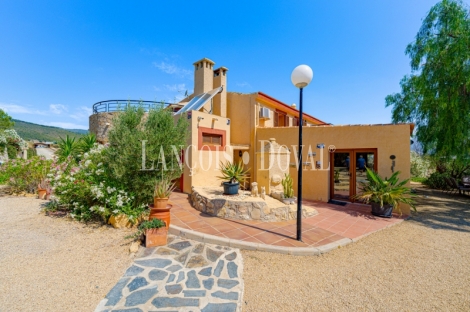 Relleu. Alicante. Finca en venta ideal hotel boutique.
