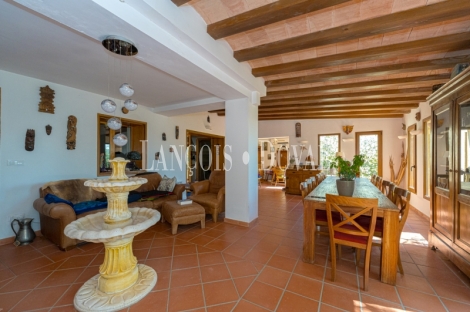 Relleu. Alicante. Finca en venta ideal hotel boutique.