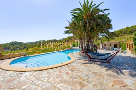 Relleu. Alicante. Finca en venta ideal hotel boutique.