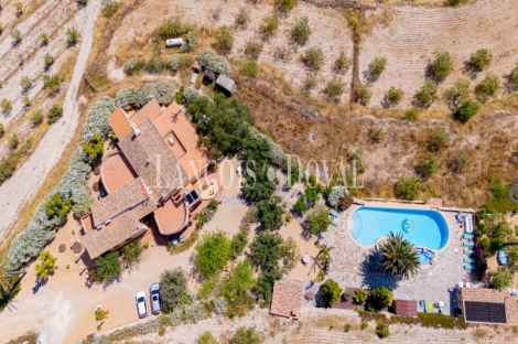 Relleu. Alicante. Finca en venta ideal hotel boutique.