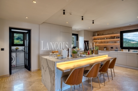 Marbella. Exclusivo Ático Duplex en venta. Monte Paraíso Country Club