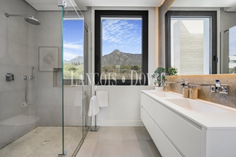 Marbella. Lomas del Marqués. Venta Villa de Obra Nueva cerca del Centro