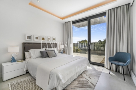 Marbella. Lomas del Marqués. Venta Villa de Obra Nueva cerca del Centro