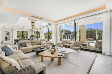 Marbella. Lomas del Marqués. Venta Villa de Obra Nueva cerca del Centro