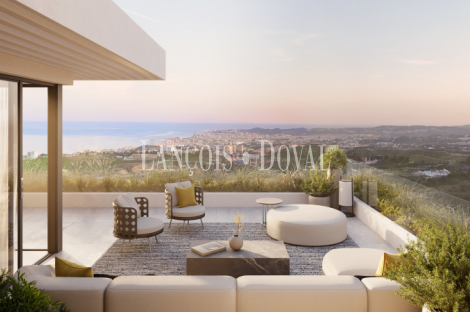 Mijas. Apartamentos y áticos en venta con vistas al mar. Obra nueva