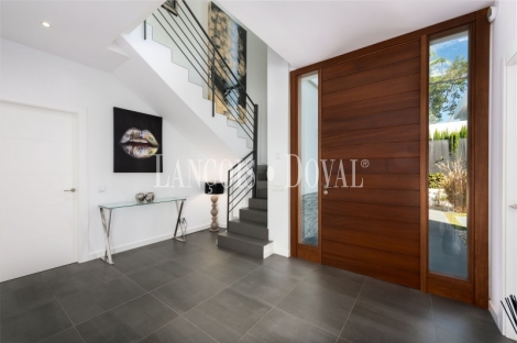 Benahavís. Atalaya. Villa moderna en venta entre Marbella y Estepona.