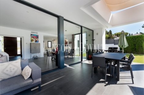 Benahavís. Atalaya. Villa moderna en venta entre Marbella y Estepona.