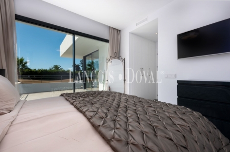 Benahavís. Atalaya. Villa moderna en venta entre Marbella y Estepona.