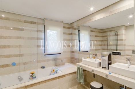 Marbella. Exclusiva villa en venta . Las Lomas de Magna. Milla de Oro