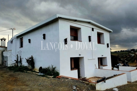 Cártama. Finca ecuestre en venta. 5 viviendas ideal alquiler vacacional