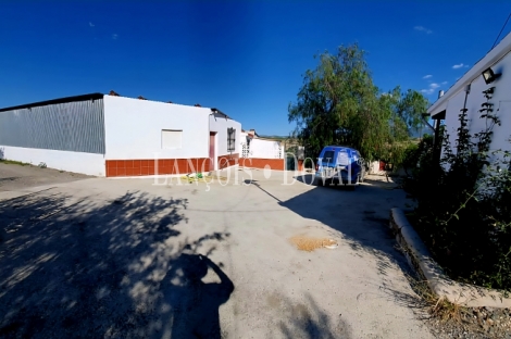 Cártama. Finca ecuestre en venta. 5 viviendas ideal alquiler vacacional