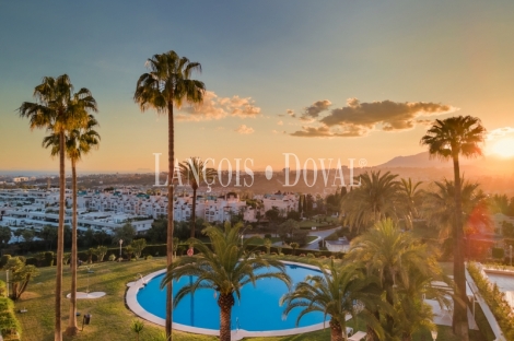 Marbella. Terrazas Las Lomas. Exclusivo Piso en venta. Vistas al mar