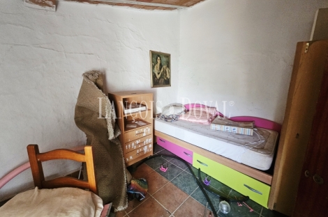 Alora. Casa Rural en venta 37.000 m2. ideal uso alquiler turístico.