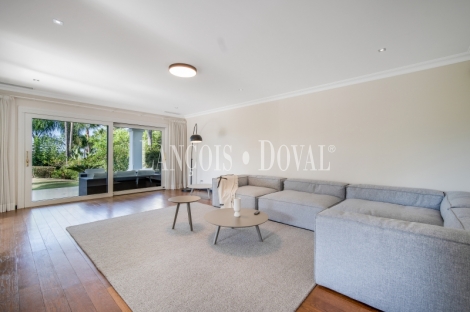 Marbella. Las Lomas. Magnífica Villa en venta cerca de Centro y de la Playa Marbella. Las Lomas. Magnífica Villa en venta cerca de Centro y de la Playa