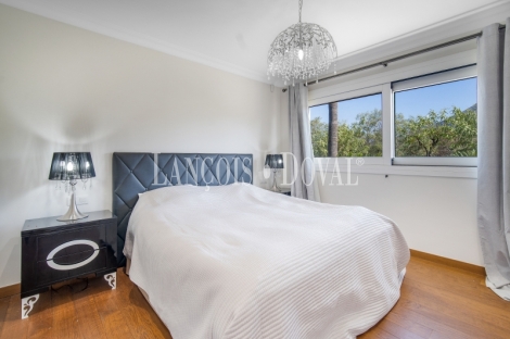 Marbella. Las Lomas. Magnífica Villa en venta cerca de Centro y de la Playa Marbella. Las Lomas. Magnífica Villa en venta cerca de Centro y de la Playa