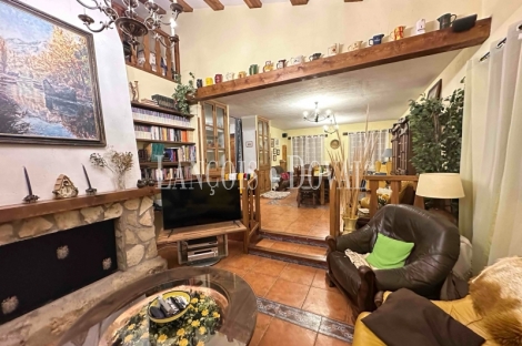  Cuenca.  Venta Sensacional Chalet con encanto rústico en Villalba de la Sierra.
