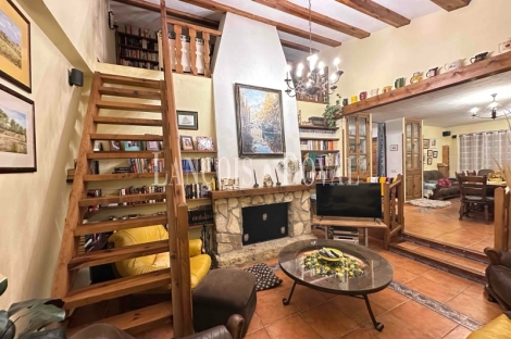  Cuenca.  Venta Sensacional Chalet con encanto rústico en Villalba de la Sierra.