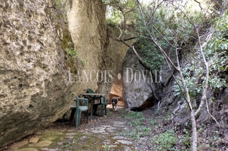 Cuenca. Finca en venta junto al Parador Nacional y el Puente de San Pablo