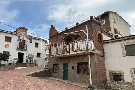 Serranía de Cuenca. Casa rural con encanto rústico en venta. Portilla. 