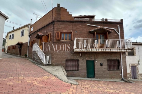Serranía de Cuenca. Casa rural con encanto rústico en venta. Portilla. 