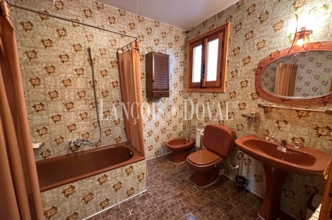 Serranía de Cuenca. Casa rural con encanto rústico en venta. Portilla. 