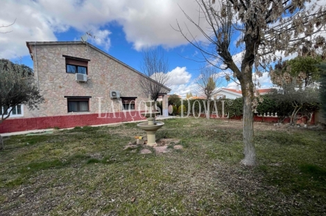 Cuenca. Casa rústica en venta. Arcas del villar. 