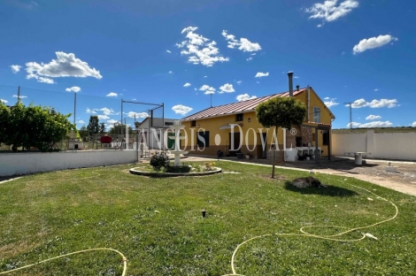 Cuenca. Arcas Del Villar. Finca en venta con dos casas. Ideal turismo rural