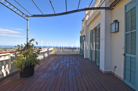 Vilassar de Dalt. Exclusivo ático en venta con vistas a mar. Maresme