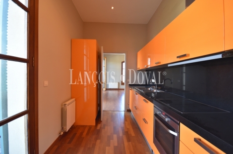 Vilassar de Dalt. Exclusivo ático en venta con vistas a mar. Maresme