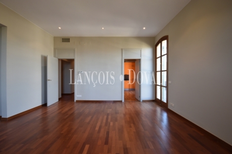 Vilassar de Dalt. Exclusivo ático en venta con vistas a mar. Maresme